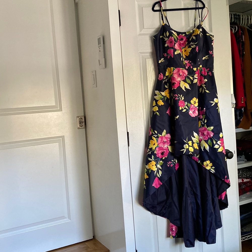 Prom or cocktail dress used one time